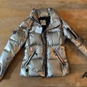 NWT - SAM NYC Women’s Short Down Coat.
